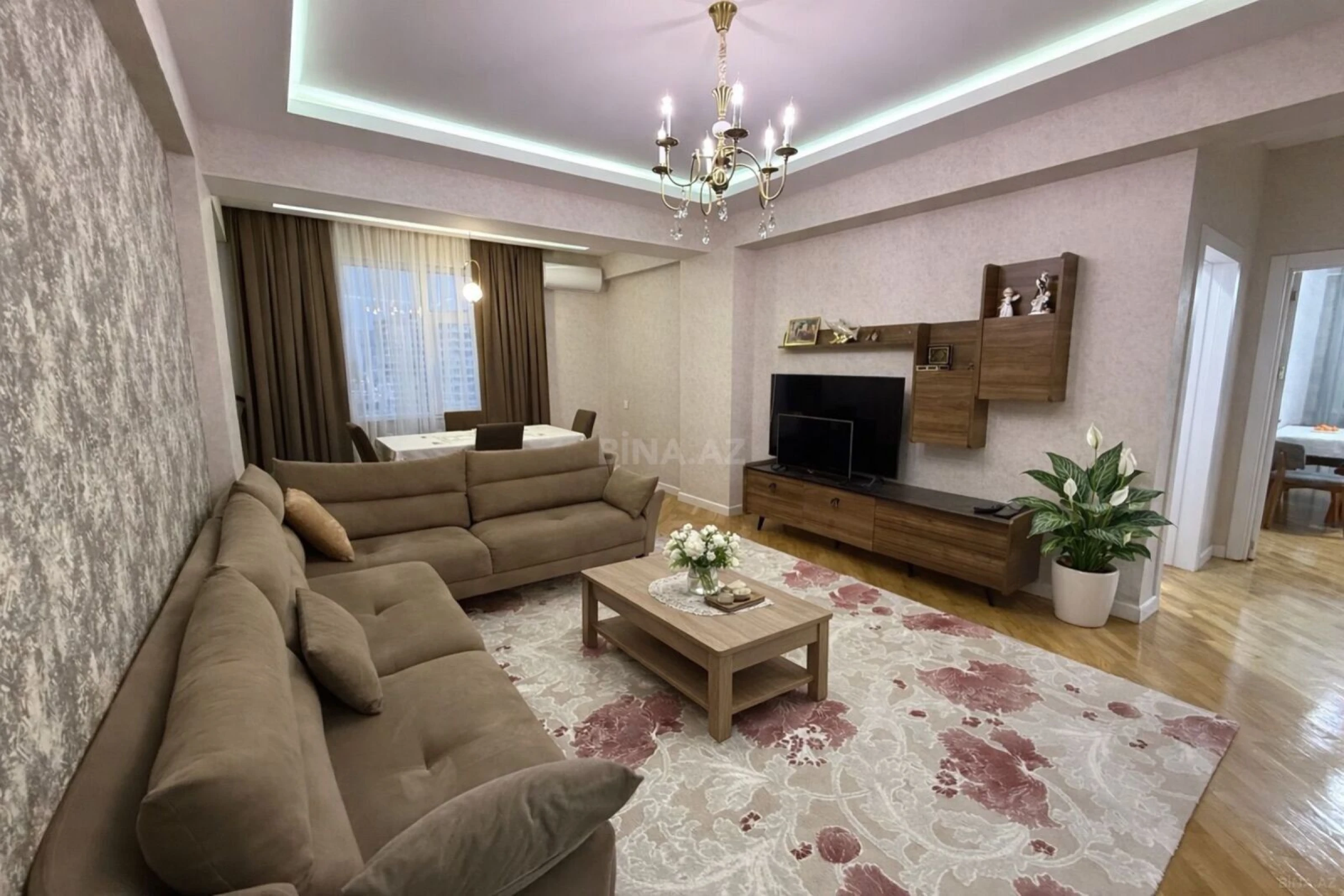 Satılır 3 otaqlı mənzil 90 m²