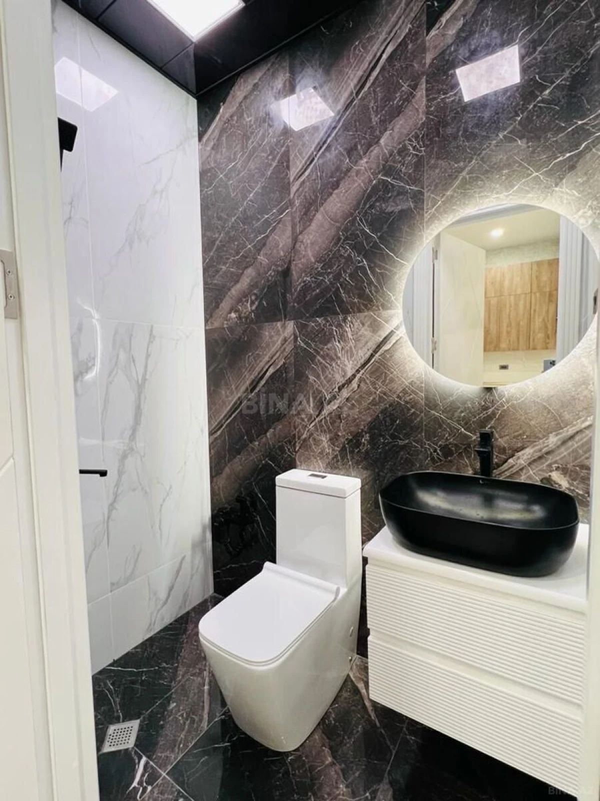 Satılır obyekt 60 m²