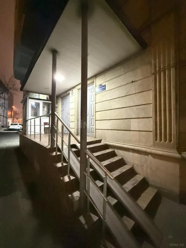 Satılır 3 otaqlı mənzil 155 m²