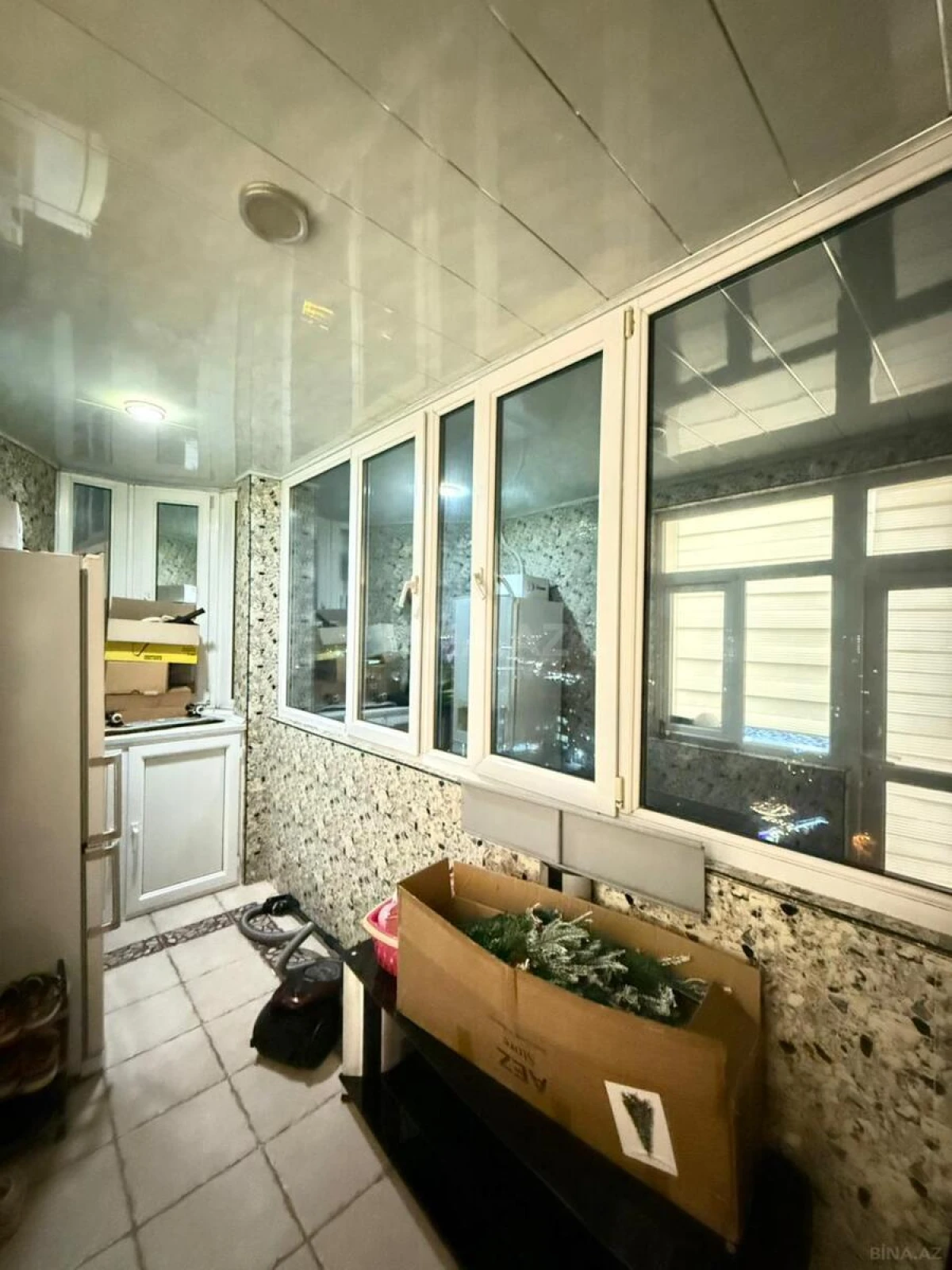 Satılır 3 otaqlı mənzil 155 m²