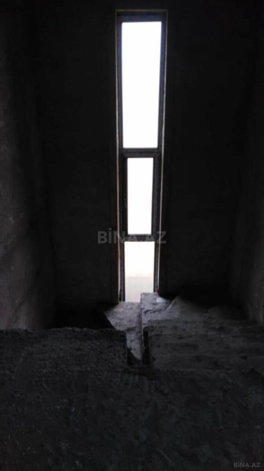 Satılır 5 otaqlı həyət evi 237 m²