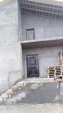 Satılır 5 otaqlı həyət evi 237 m²