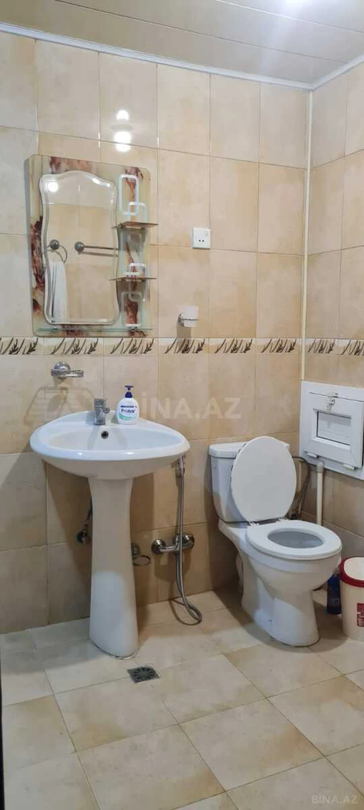Kirayə verilir 2 otaqlı mənzil 90 m²