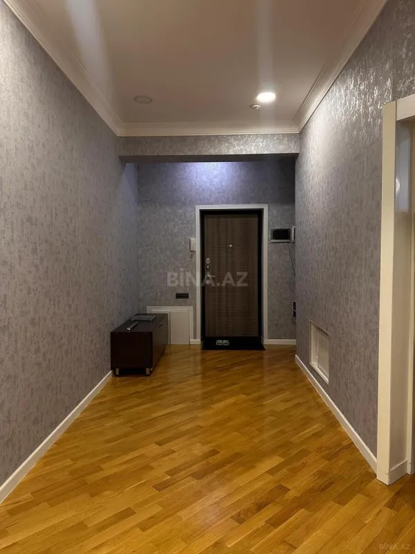 Satılır 2 otaqlı mənzil 96 m²