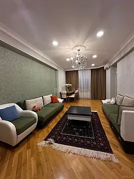 Satılır 2 otaqlı mənzil 96 m²
