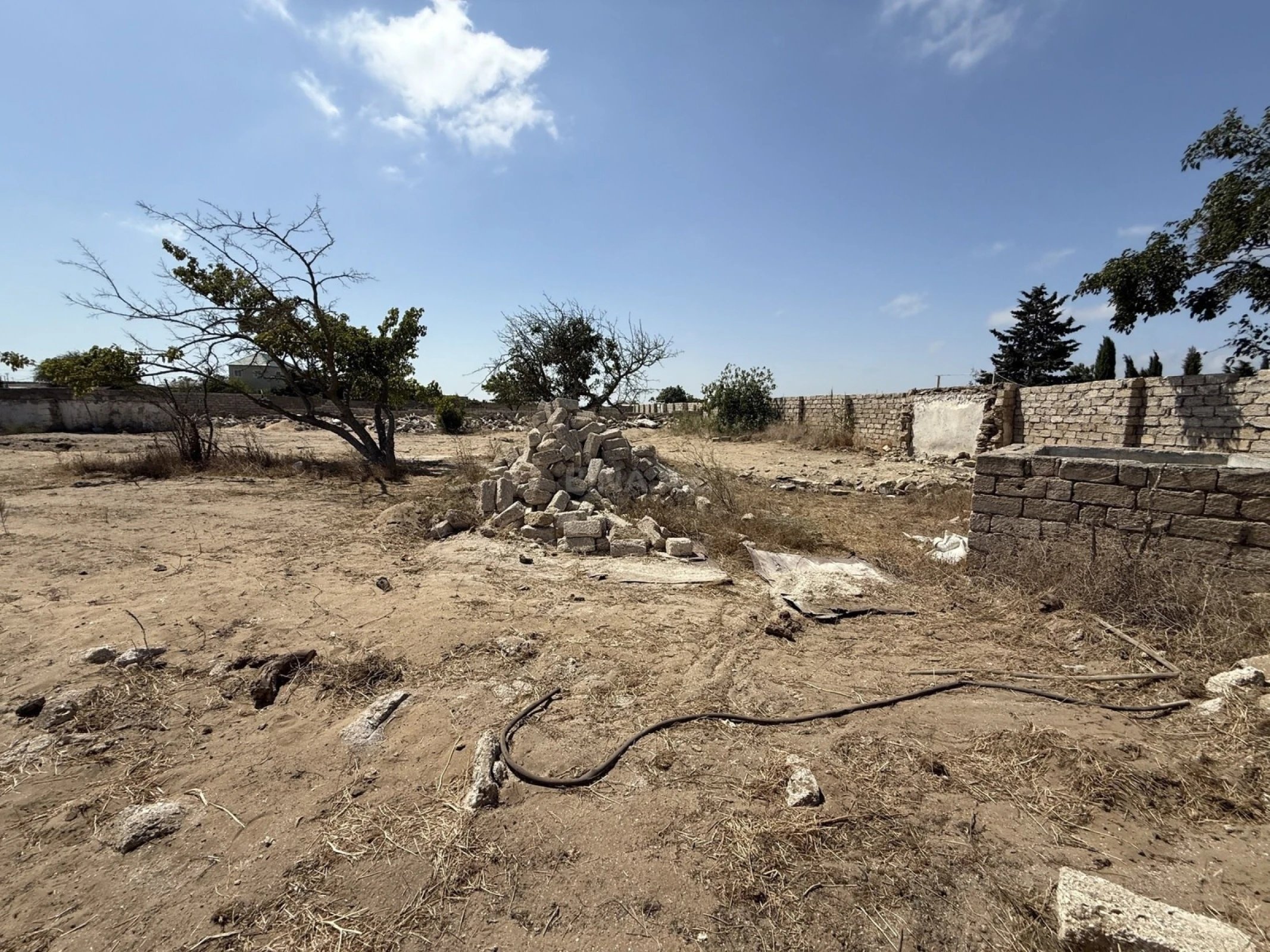 Satılır torpaq sahəsi 12.5 m²