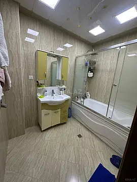 Satılır 2 otaqlı mənzil 86 m²