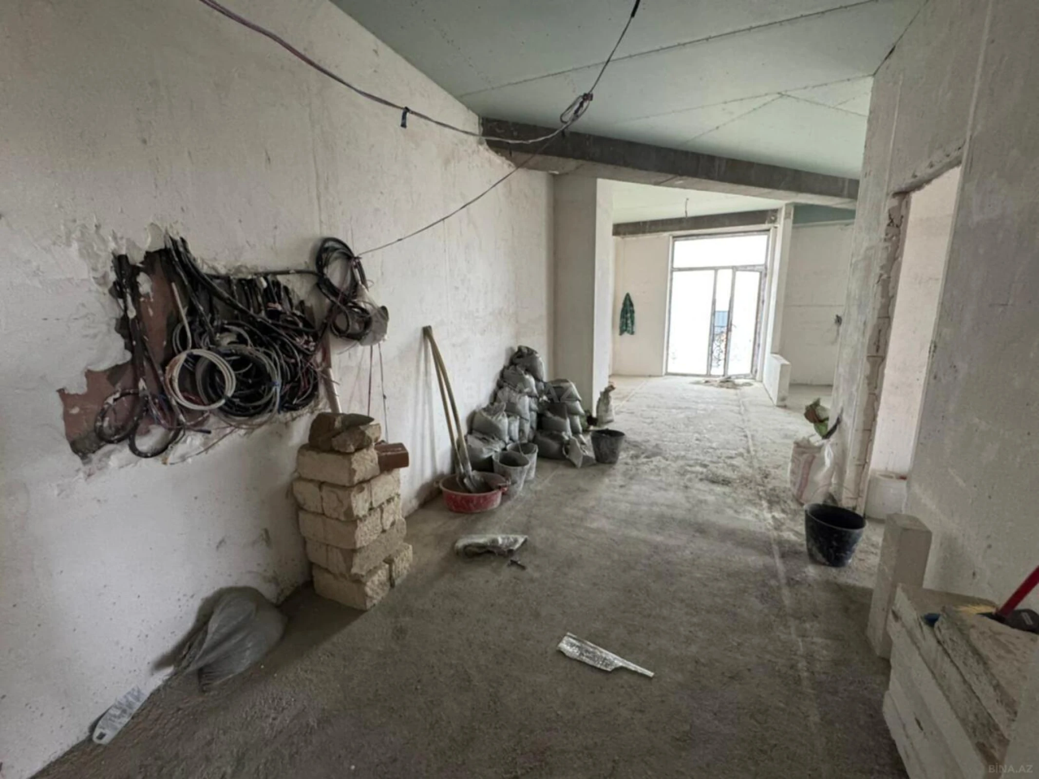 Satılır 3 otaqlı mənzil 100 m²