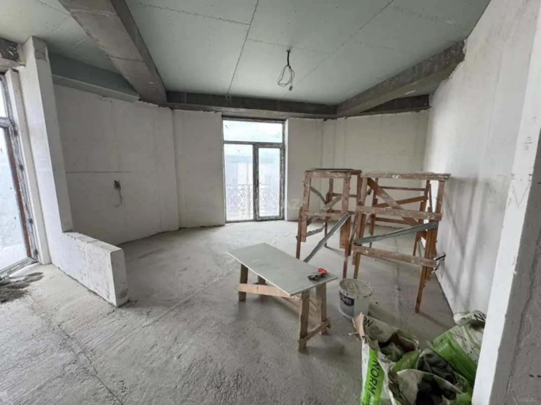 Satılır 3 otaqlı mənzil 100 m²