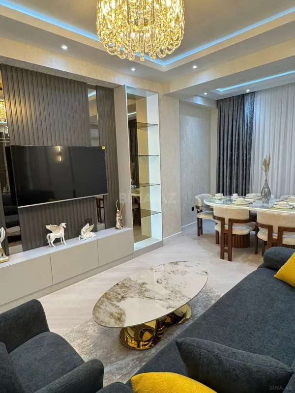 Kirayə verilir 2 otaqlı mənzil 85 m²
