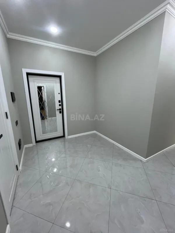 Satılır 3 otaqlı mənzil 82 m²