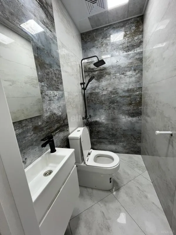 Satılır 3 otaqlı mənzil 82 m²