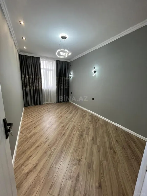 Satılır 3 otaqlı mənzil 82 m²