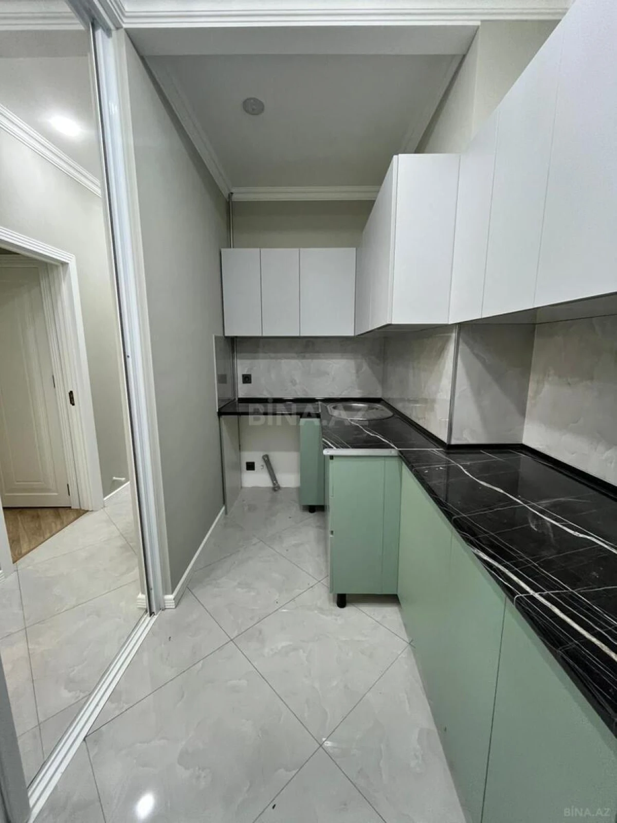 Satılır 3 otaqlı mənzil 82 m²