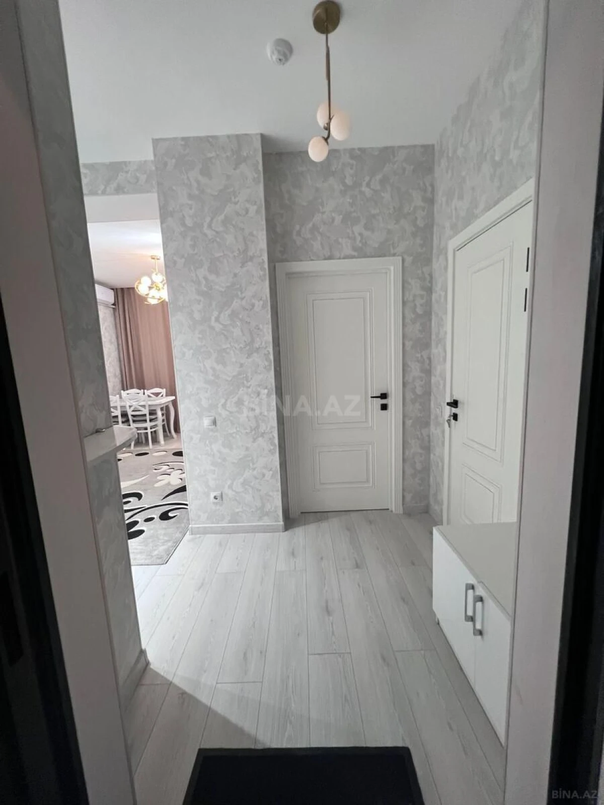 Kirayə verilir 2 otaqlı mənzil 50 m²