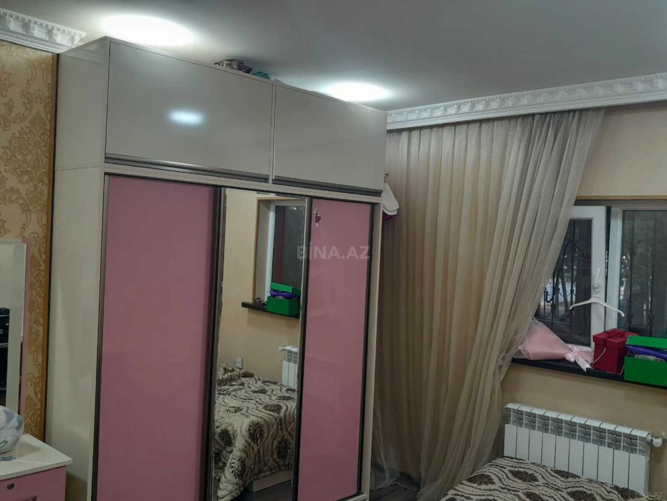 Satılır 4 otaqlı mənzil 108 m²