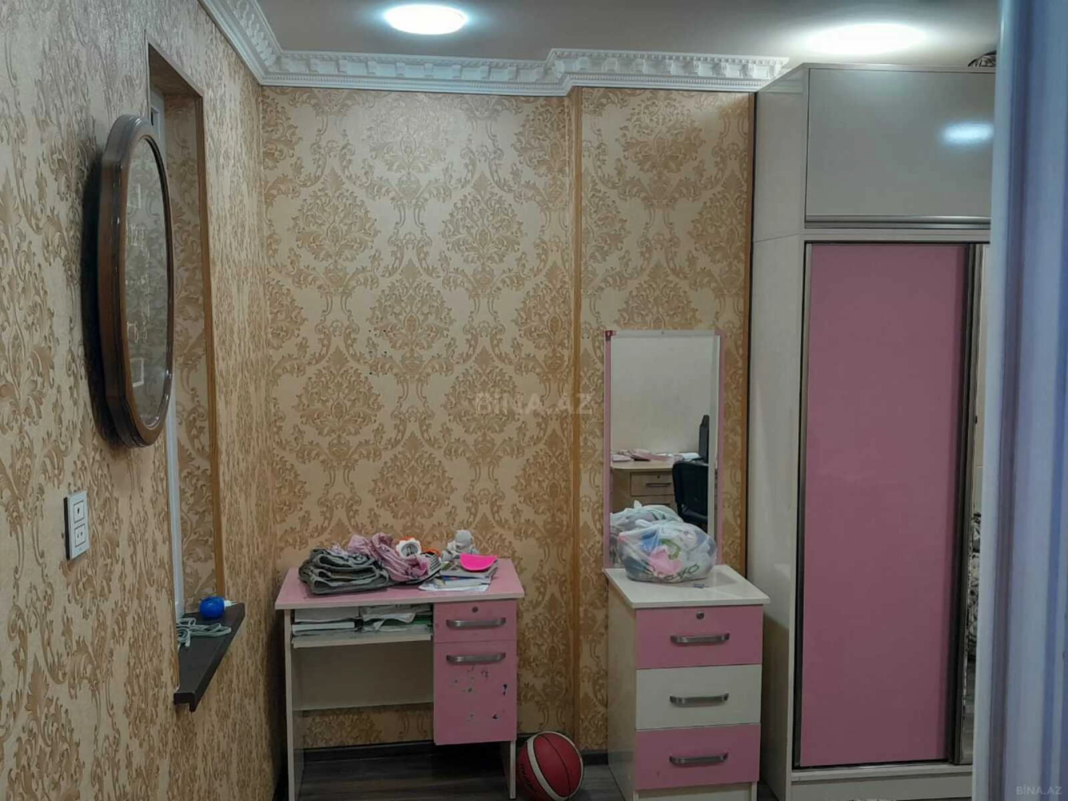 Satılır 4 otaqlı mənzil 108 m²