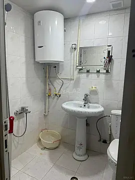 Kirayə verilir 3 otaqlı mənzil 80 m²