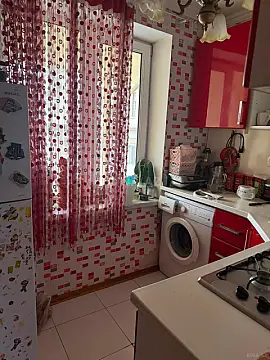 Kirayə verilir 3 otaqlı mənzil 80 m²