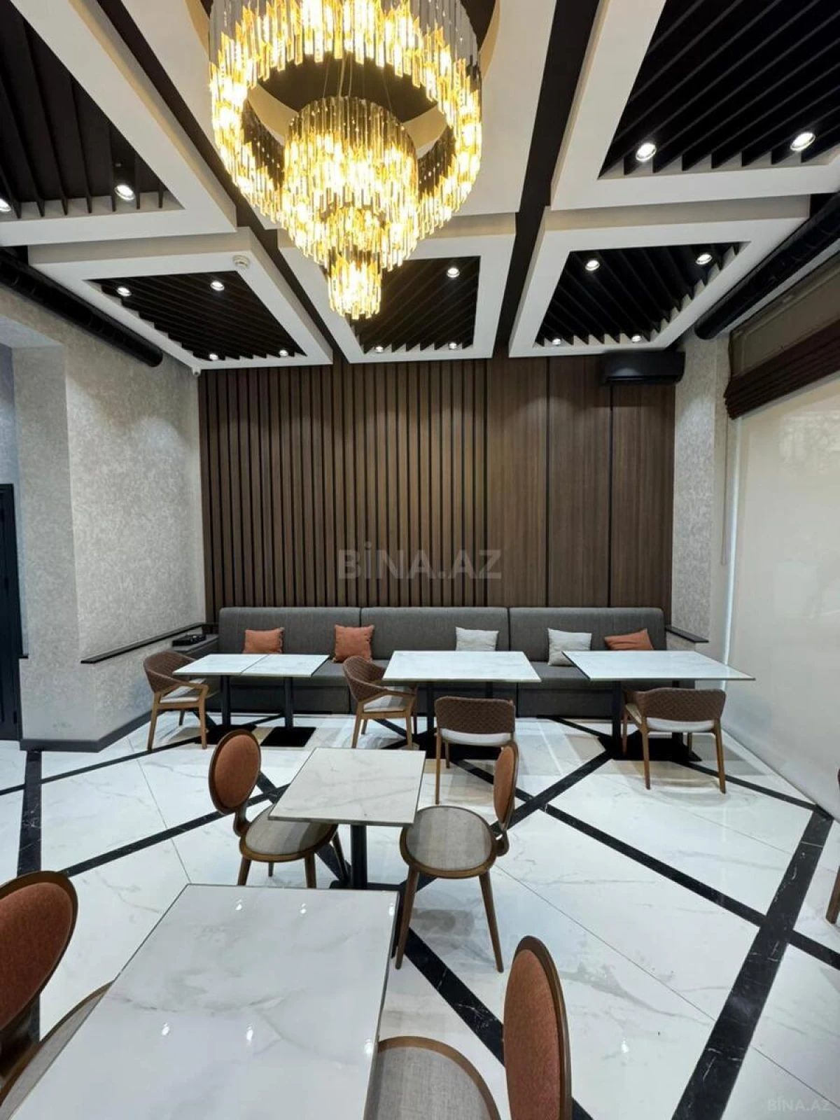 Kirayə verilir obyekt 140 m²