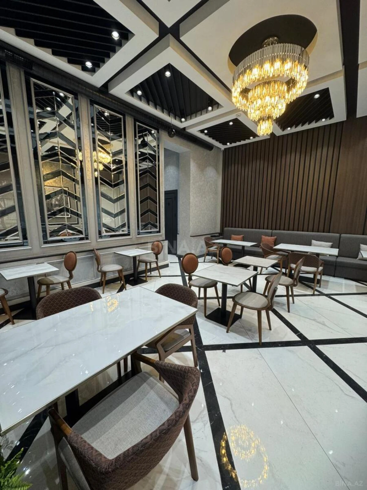 Kirayə verilir obyekt 140 m²