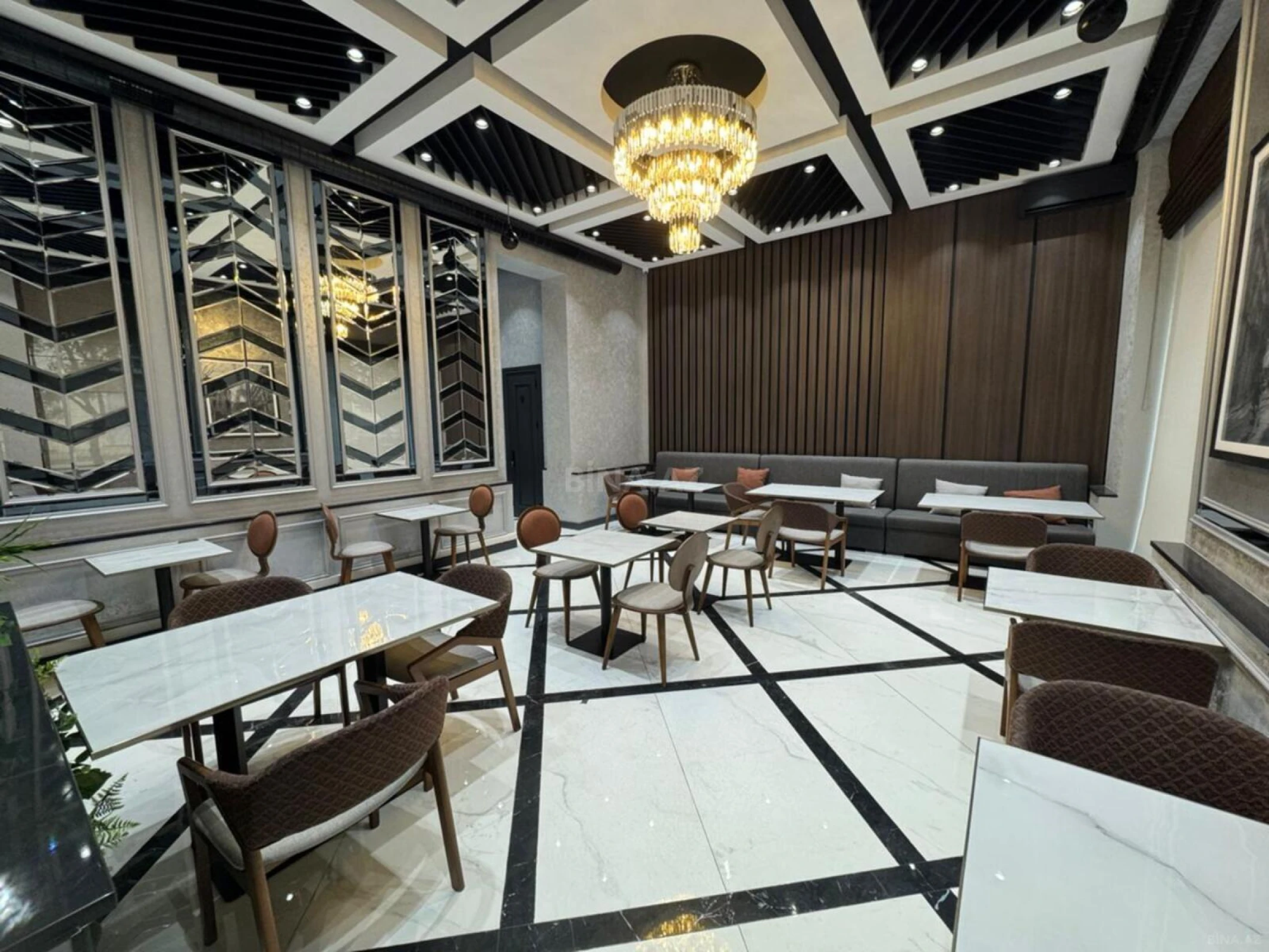 Kirayə verilir obyekt 140 m²