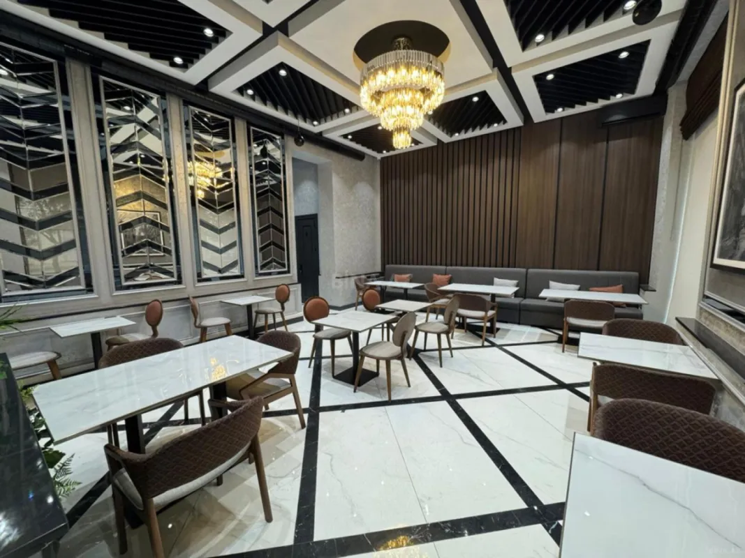 Kirayə verilir obyekt 140 m²