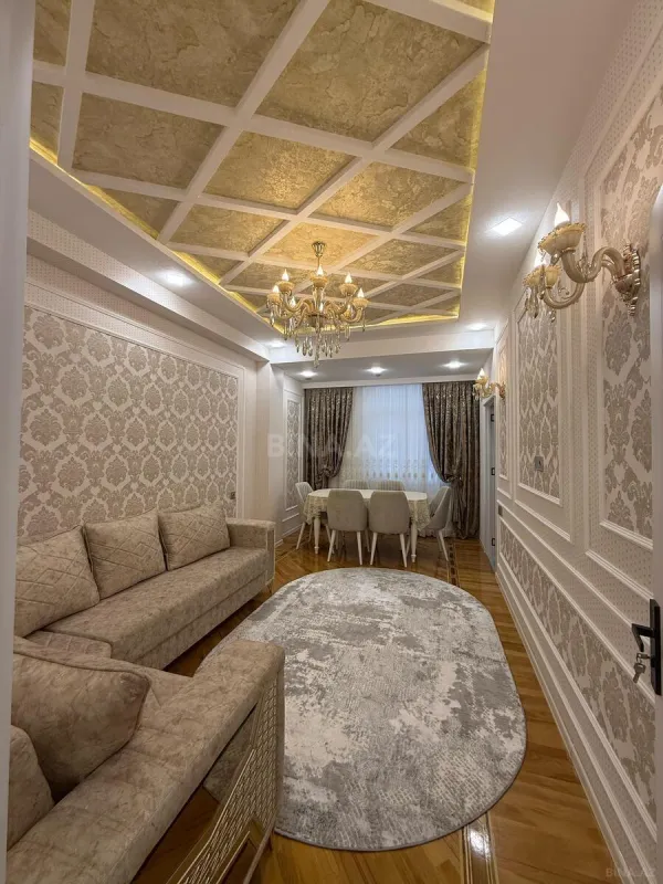 Kirayə verilir 2 otaqlı mənzil 70 m²