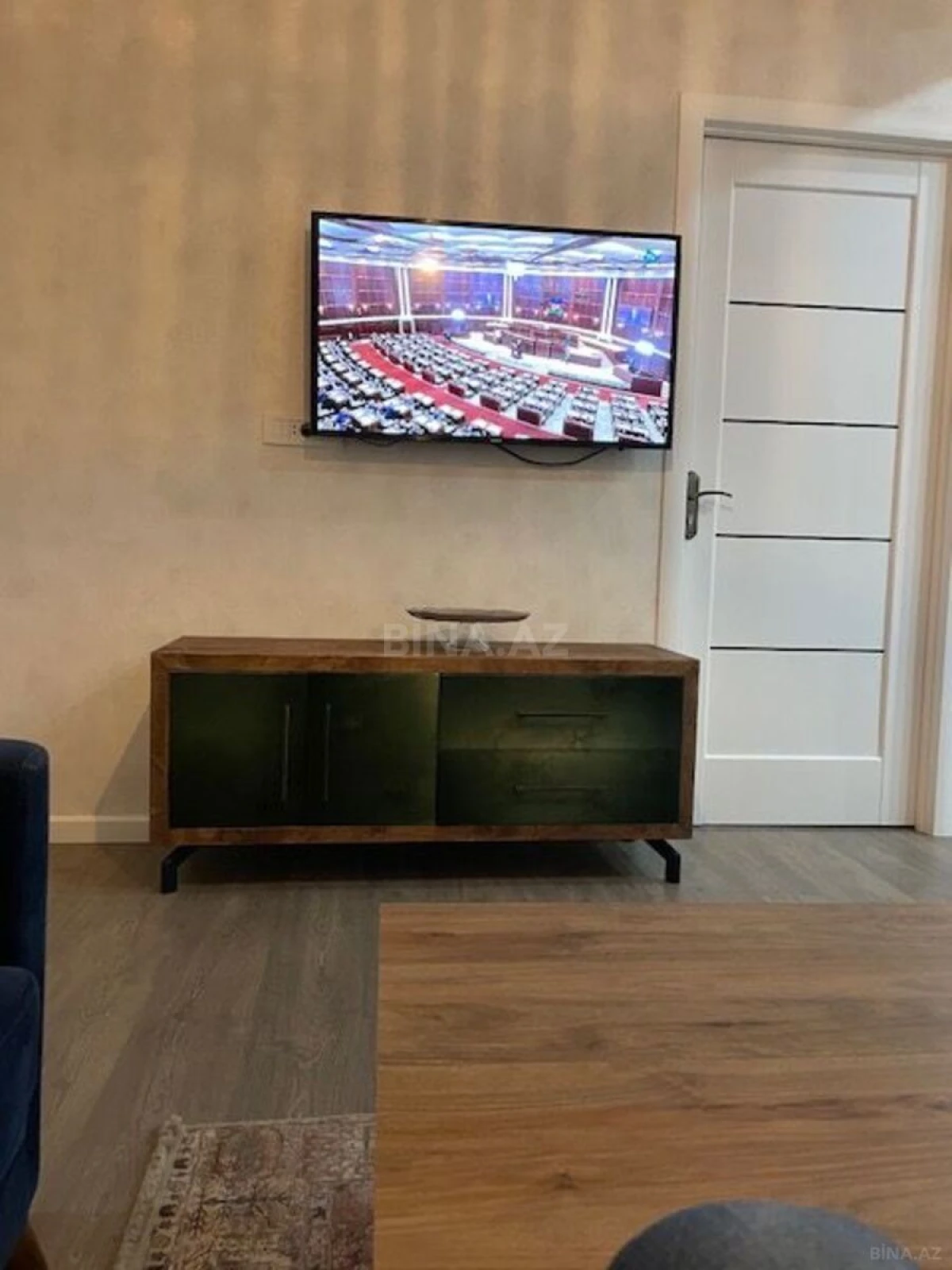 Kirayə verilir 2 otaqlı mənzil 55 m²