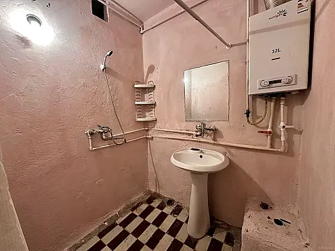 Kirayə verilir 2 otaqlı mənzil 55 m²