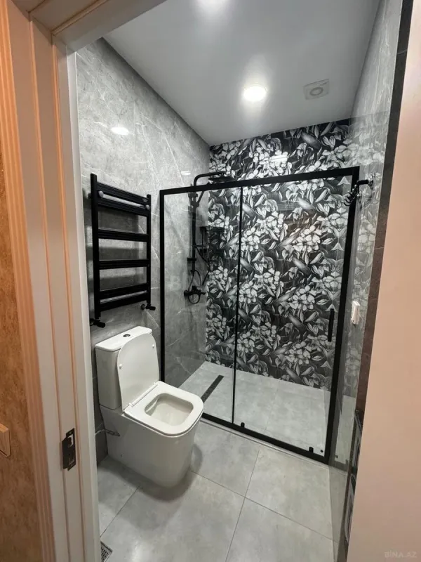 Kirayə verilir 2 otaqlı mənzil 80 m²