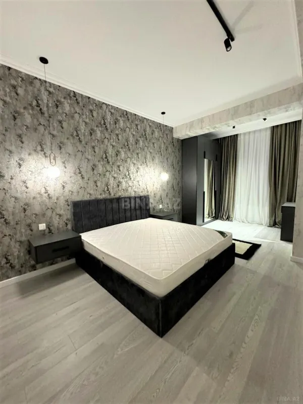 Kirayə verilir 2 otaqlı mənzil 80 m²