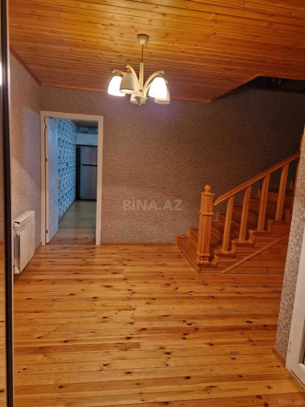 Kirayə verilir 5 otaqlı həyət evi 250 m²