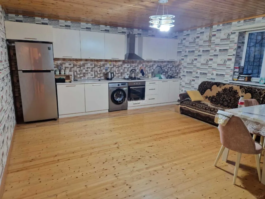 Kirayə verilir 5 otaqlı həyət evi 250 m²