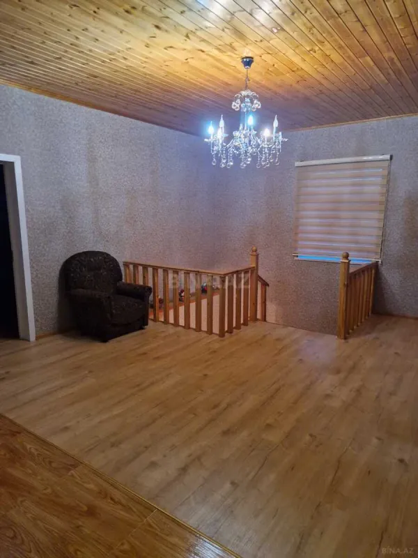 Kirayə verilir 5 otaqlı həyət evi 250 m²