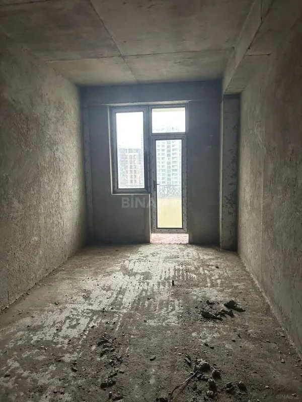 Satılır 3 otaqlı mənzil 119 m²