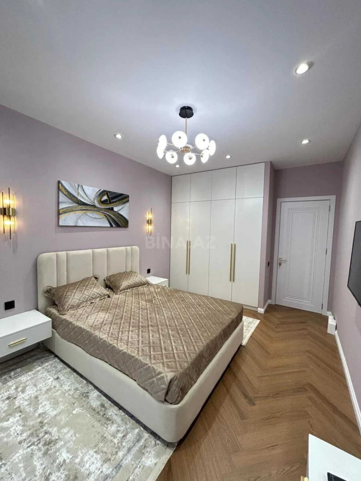 Satılır 3 otaqlı mənzil 110 m²