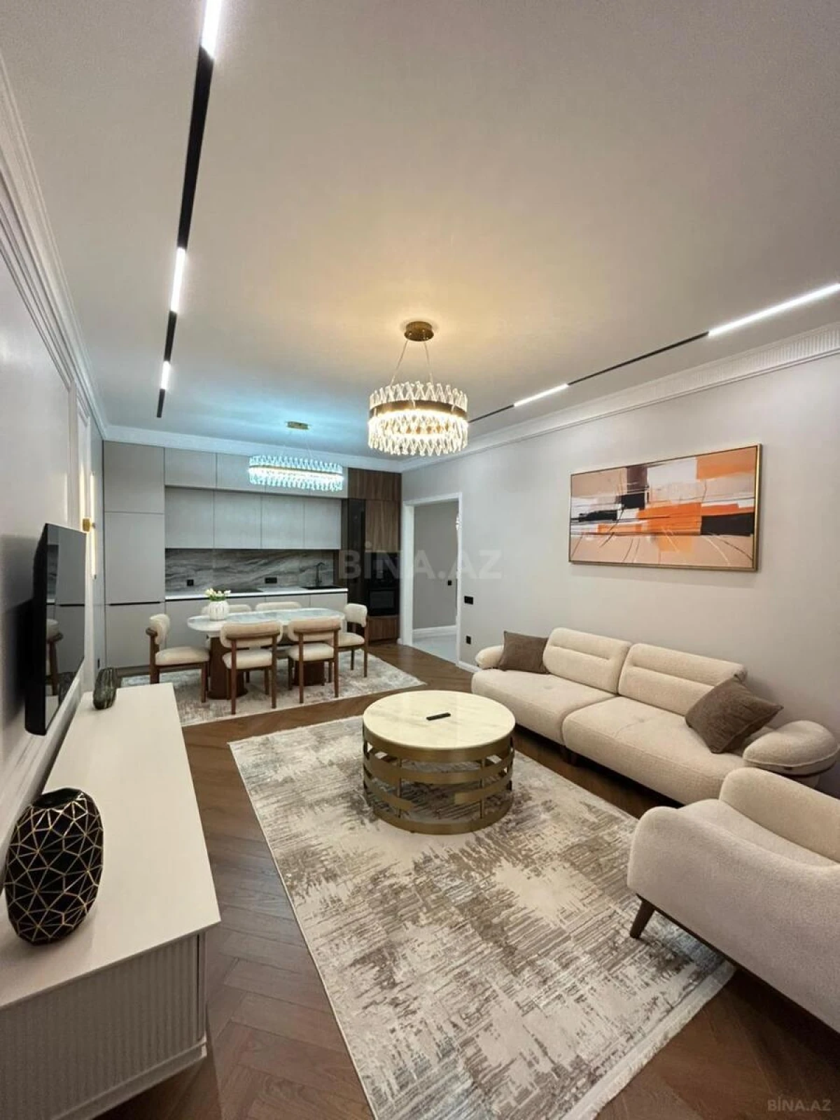 Satılır 3 otaqlı mənzil 110 m²