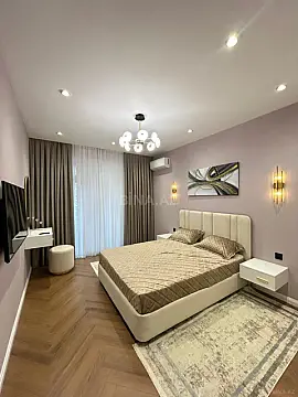 Satılır 3 otaqlı mənzil 110 m²