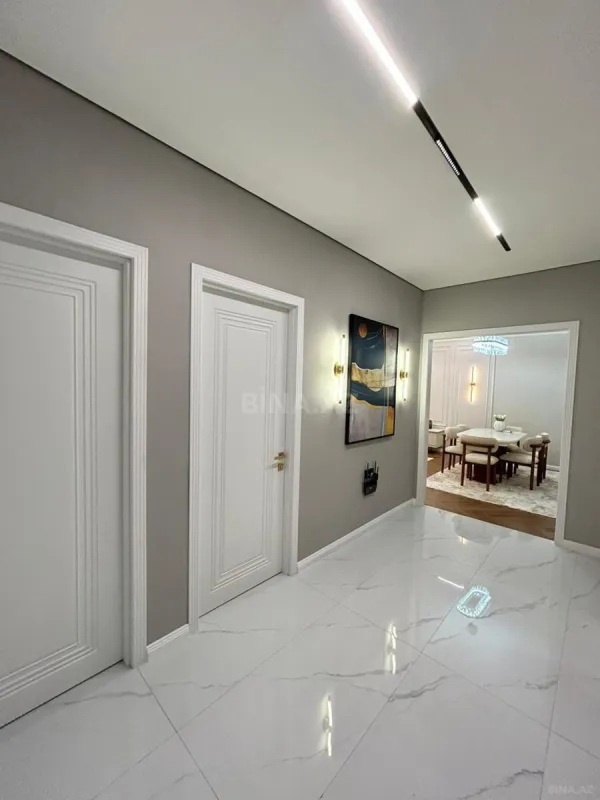 Satılır 3 otaqlı mənzil 110 m²