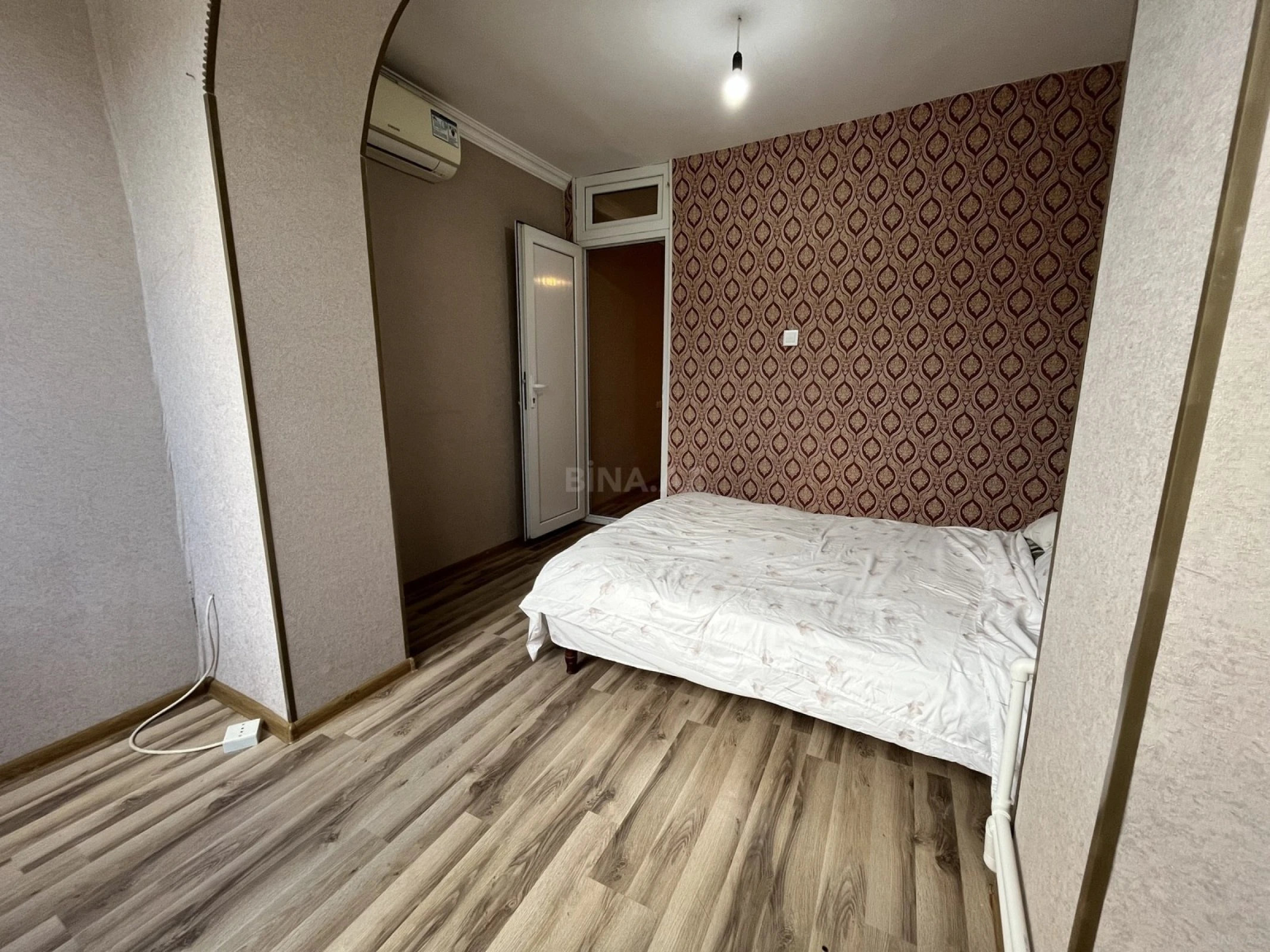 Satılır 2 otaqlı mənzil 37 m²