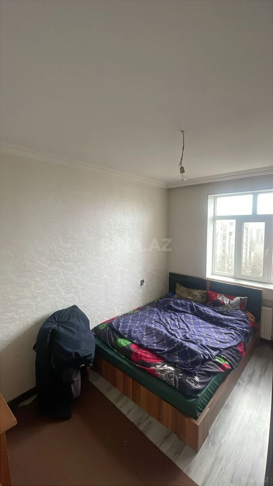 Satılır 4 otaqlı mənzil 90 m²
