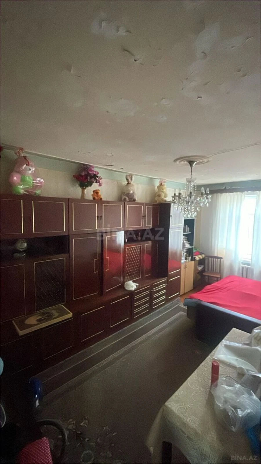 Satılır 4 otaqlı mənzil 90 m²