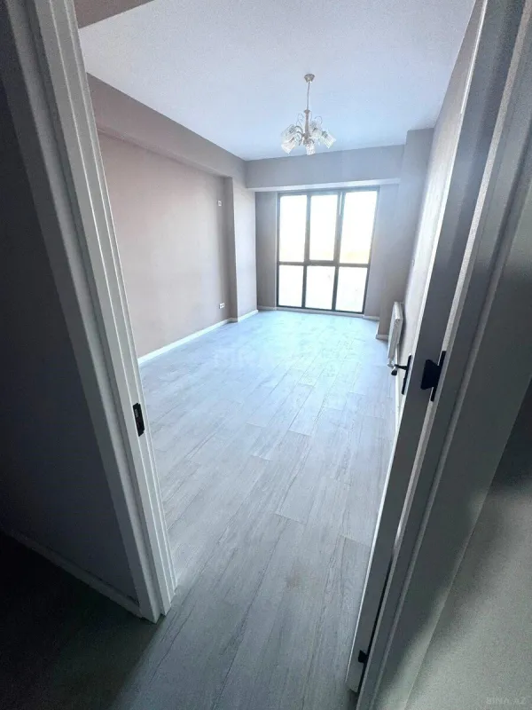 Satılır 3 otaqlı mənzil 105 m²