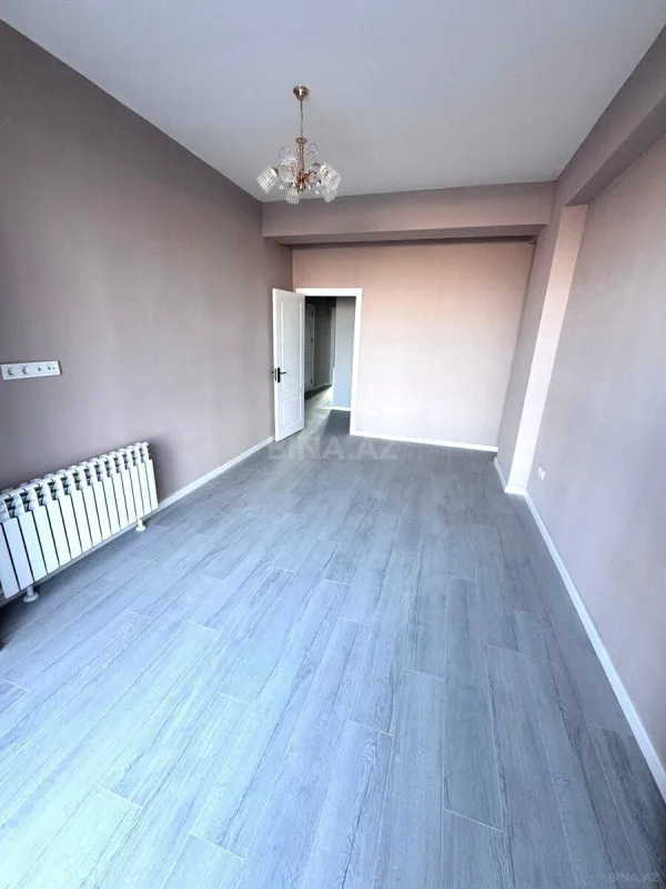 Satılır 3 otaqlı mənzil 105 m²