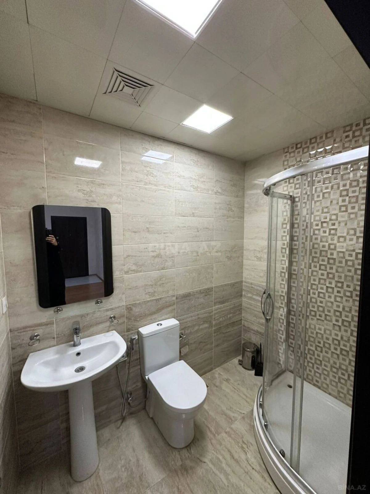 Satılır 2 otaqlı mənzil 80 m²