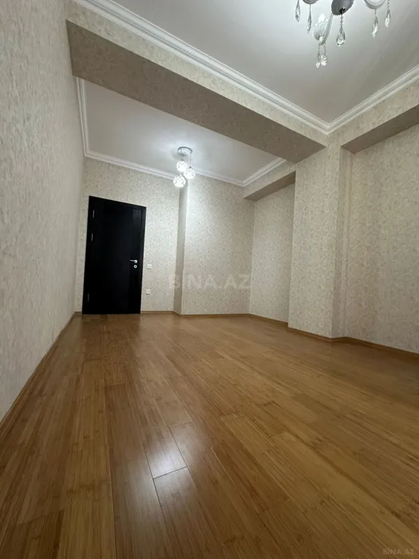 Satılır 2 otaqlı mənzil 80 m²