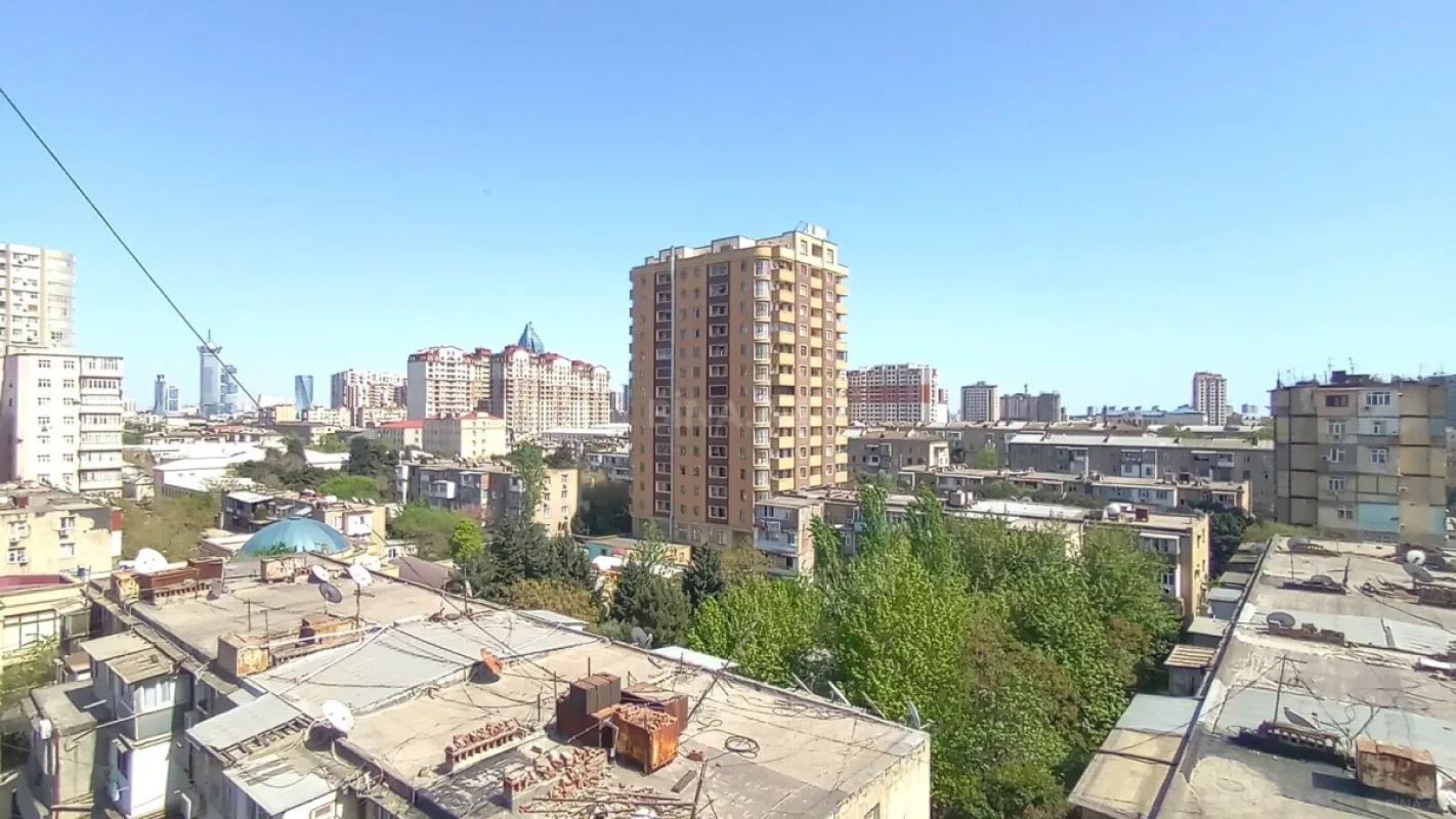 Satılır 3 otaqlı mənzil 76 m²