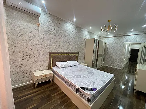 Kirayə verilir 2 otaqlı mənzil 104 m²
