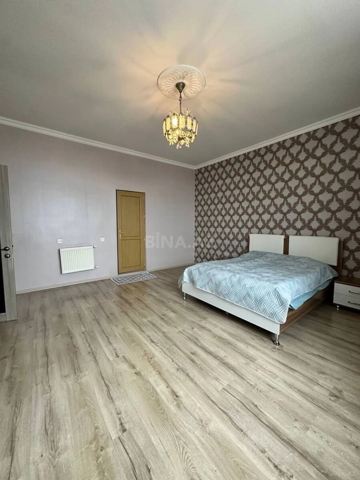 Satılır 4 otaqlı həyət evi 288 m²